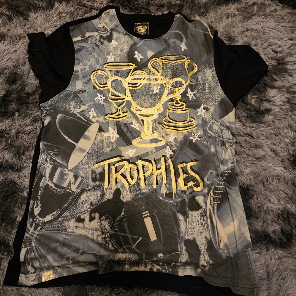Trophies TEE